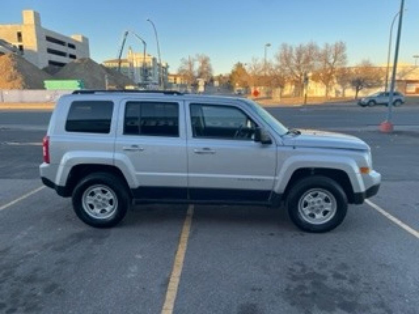 2011 JEEP PATRIOT 4WD (1J4NF1GB1BD) with an 2.4L L4 DOHC 16V engine, located at 8595 Washington St., Thornton, CO, 80229, (303) 287-5511, 39.852348, -104.978447 - Photo#3